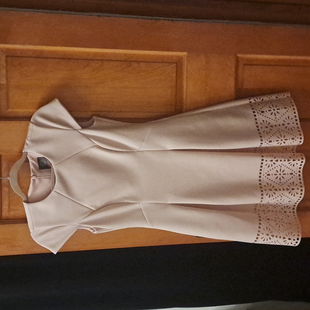 Vince Camuto Blush Dress with Cut-Out Hem, Size 4